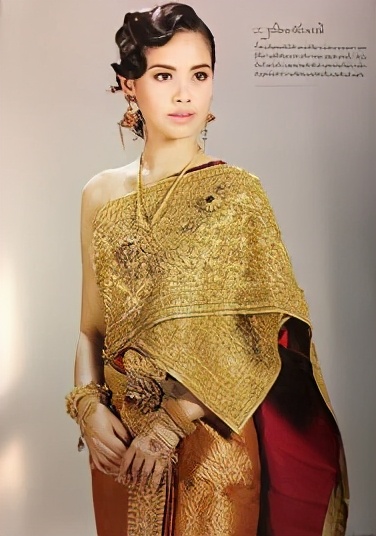 泰国传统服饰走秀视频,泰国传统新娘服饰