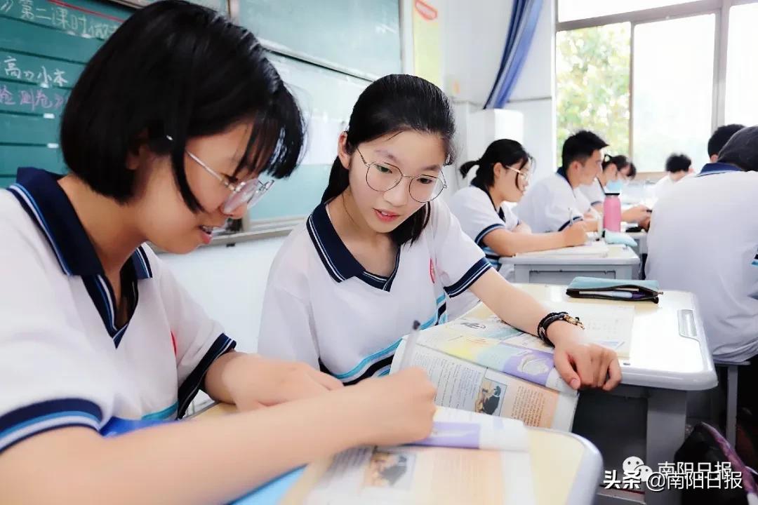 南阳油田第一中学2001级,南阳市油田第一中学评分