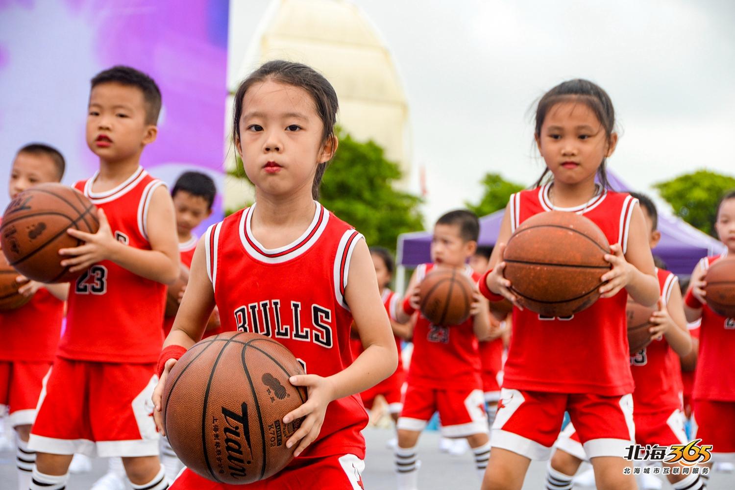 2019年环广西北海赛段预热骑行,北海骑行完美收官近3000公里