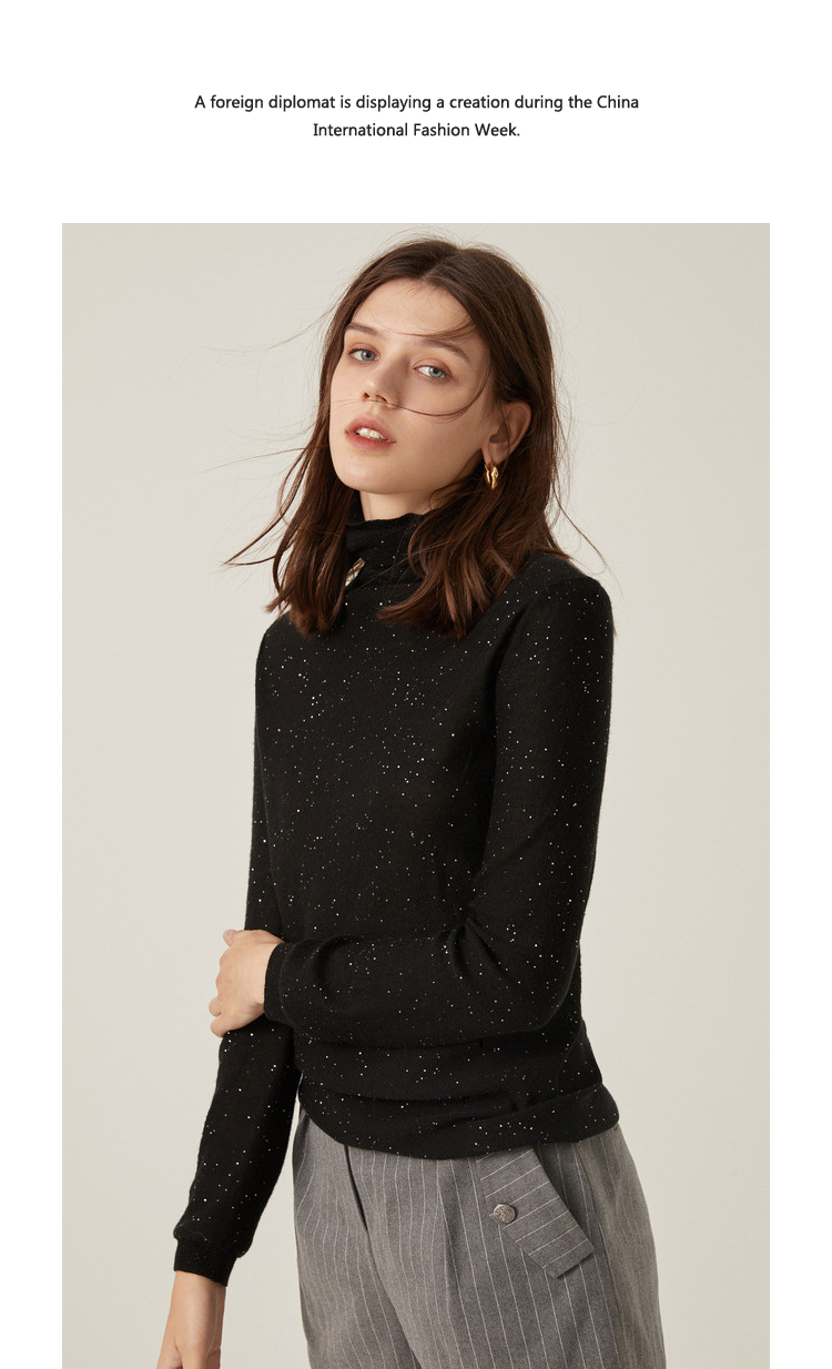 显瘦初秋打底衫上衣女高级感,时尚潮款女打底衫秋冬