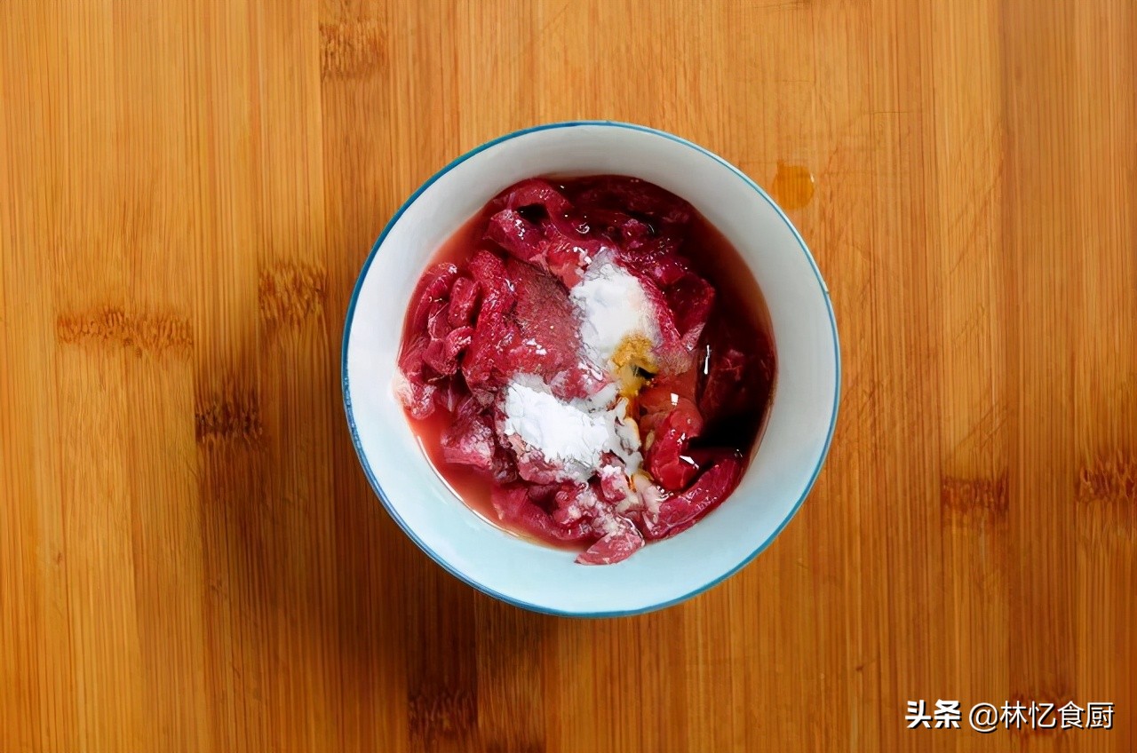 牛肉如何处理炒起来不硬,牛肉怎么处理嫩滑