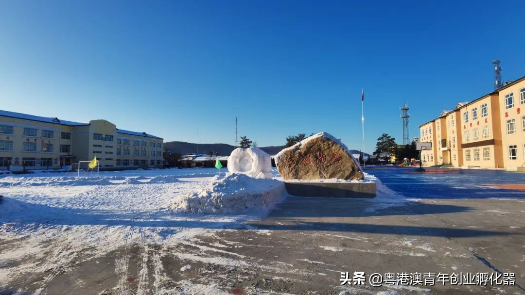 情暖童心关爱留守儿童活动广西,情暖童心教育手拉手活动