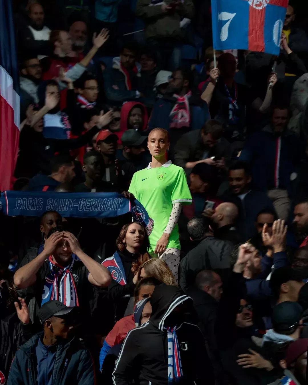 从未转会的足球,足球正在淡出人们的视野