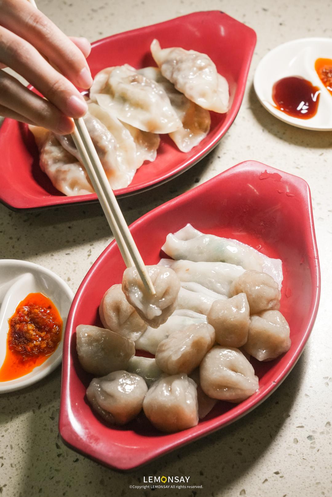 藏在水库的“阿姨街”,人均20块胖成猪