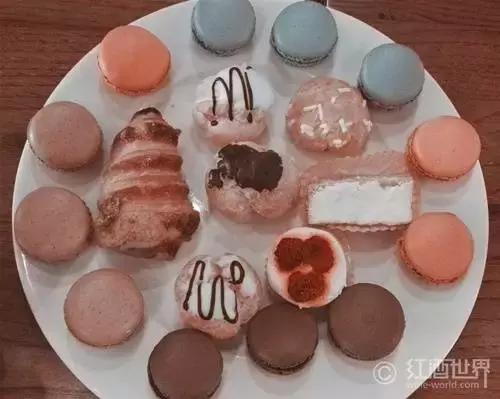 等候半甜型葡萄酒,半甜葡萄酒有多甜