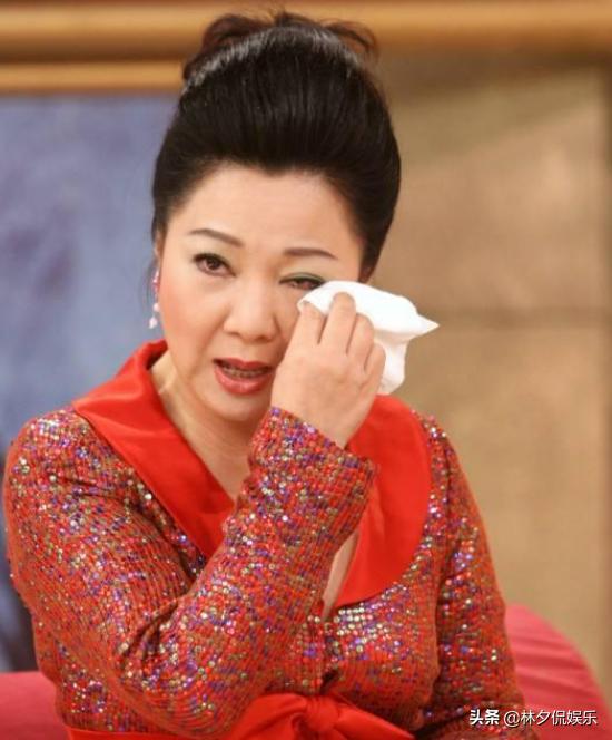 42岁白冰冰照片,26岁遭丈夫背叛