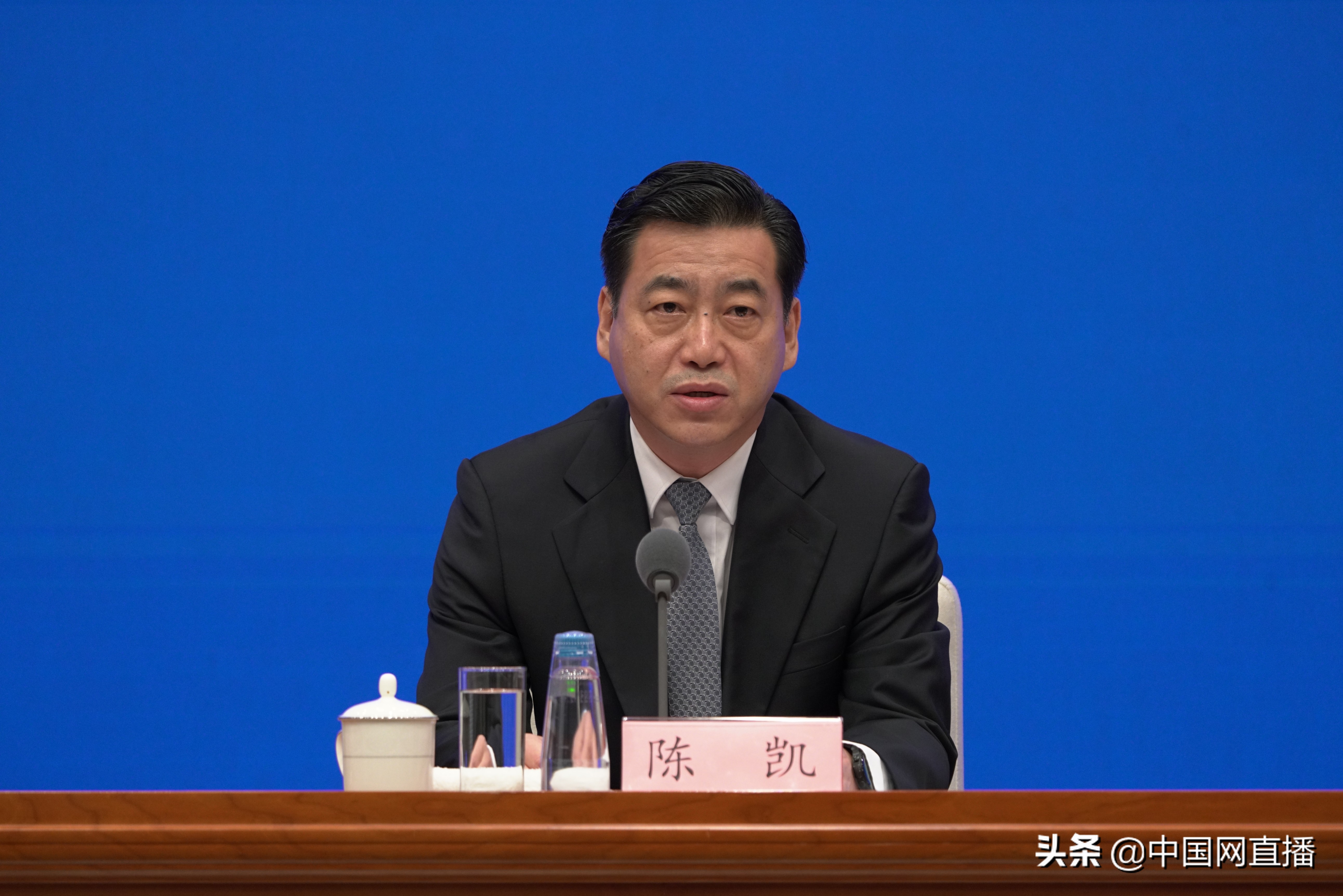 农村地区网购商品送不进村？国家邮政局三方面举措解决问题