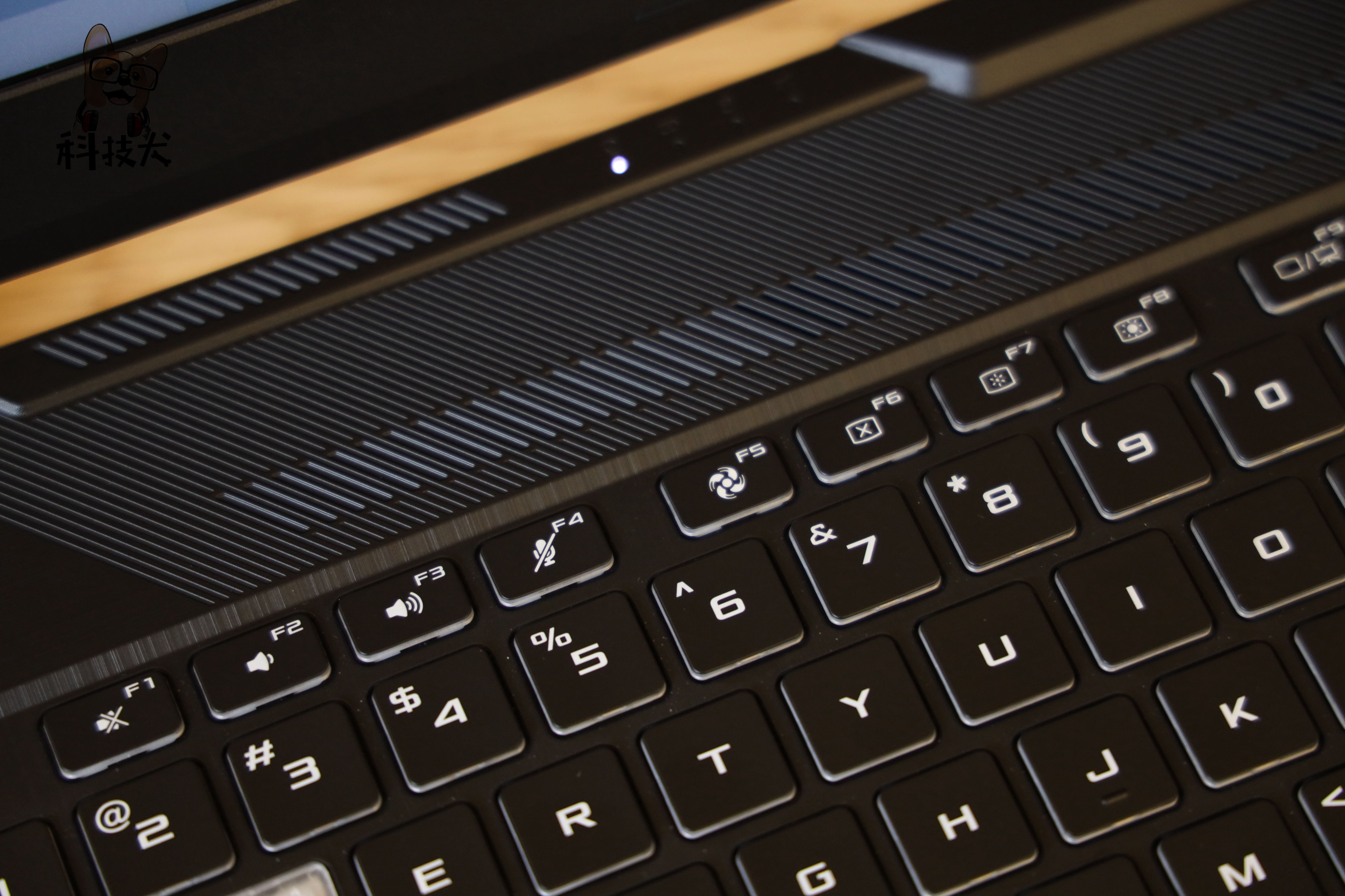 520送女朋友什么礼物比较好？除了包包，这几款智能产品值推荐