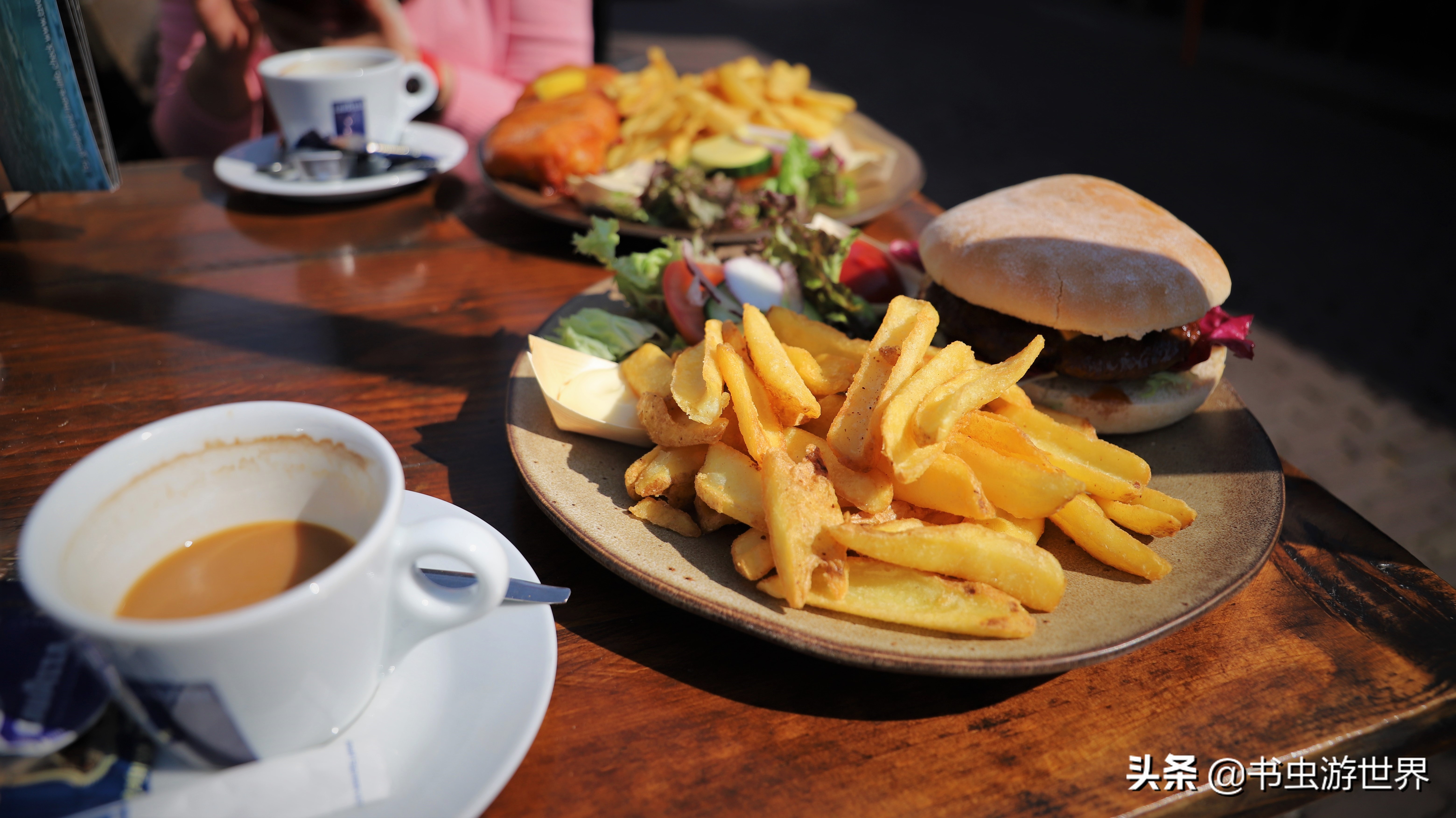 在马尔肯的一段搭车经历，终于让我知道什么是尬聊了