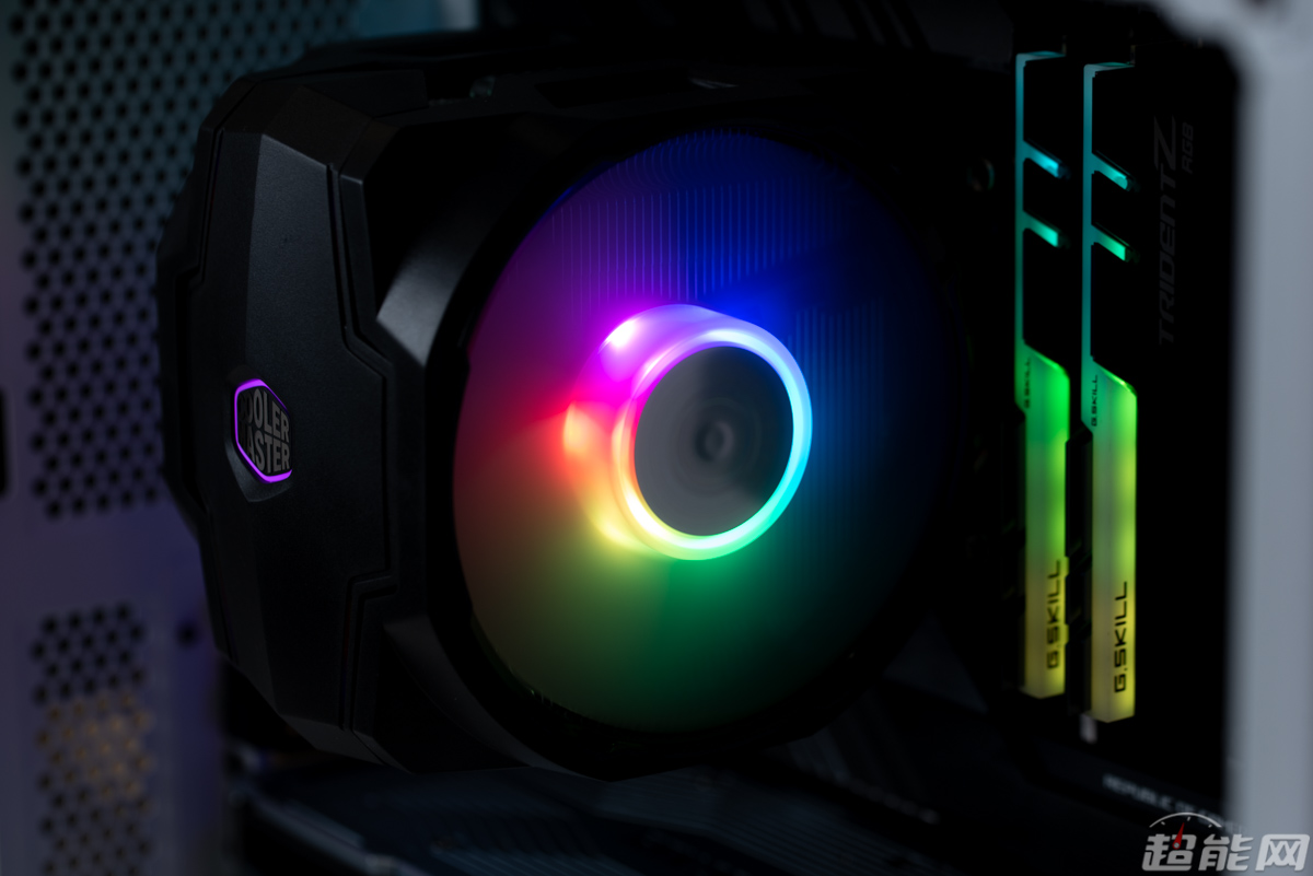 酷冷至尊T610PARGB风冷散热器评测：炫光潮流的拥护者