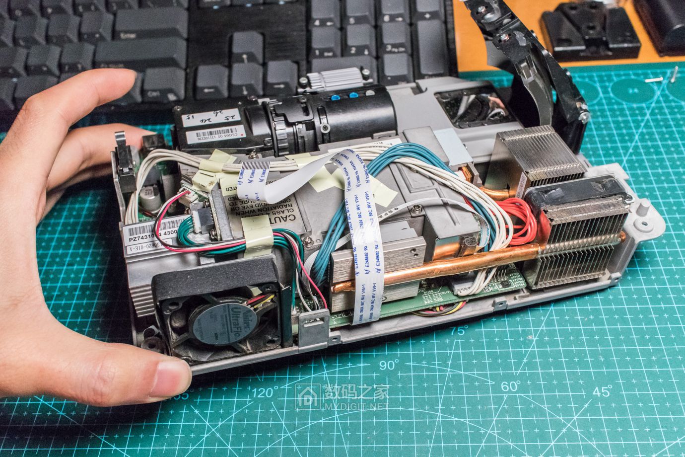 卡西欧激光投影仪拆机维修视频,卡西欧激光投影机怎么清零