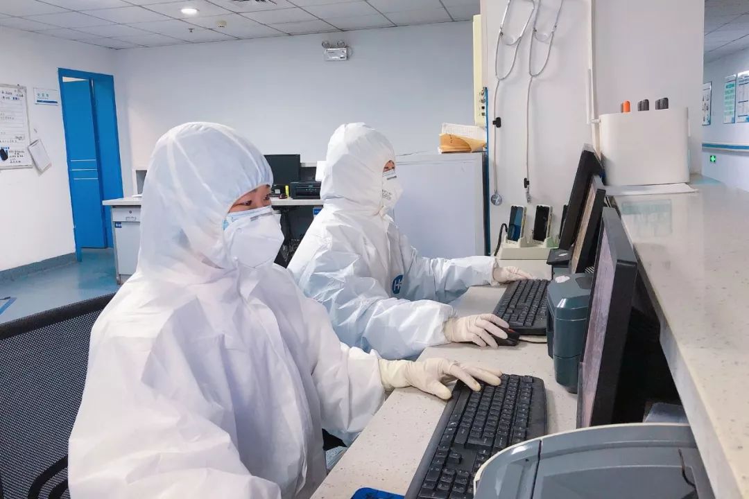 封城11日，武汉众生图