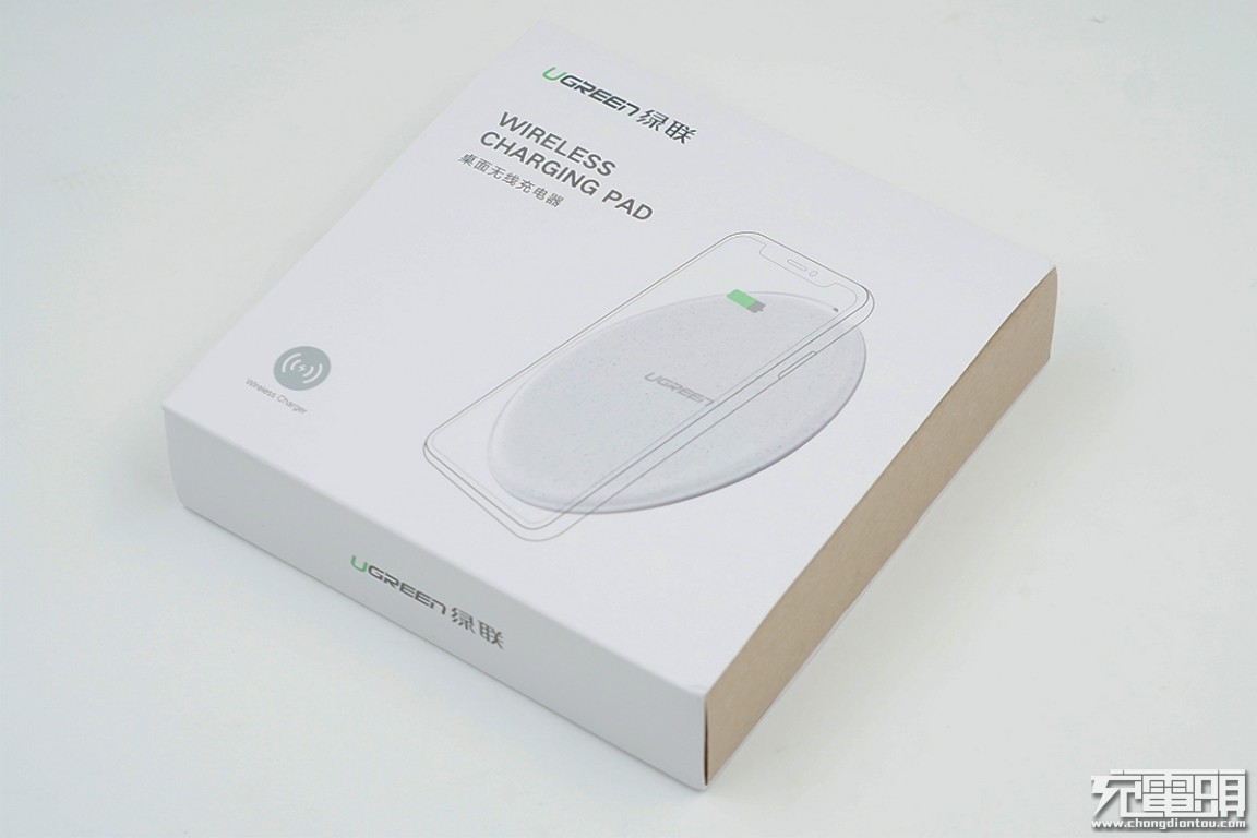 绿联无线充电宝拆解,绿联30瓦充电器拆解