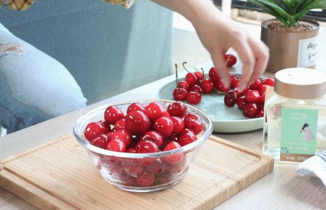 樱桃蜂蜜的功效与作用,樱桃和蜂蜜可以一起吃吗