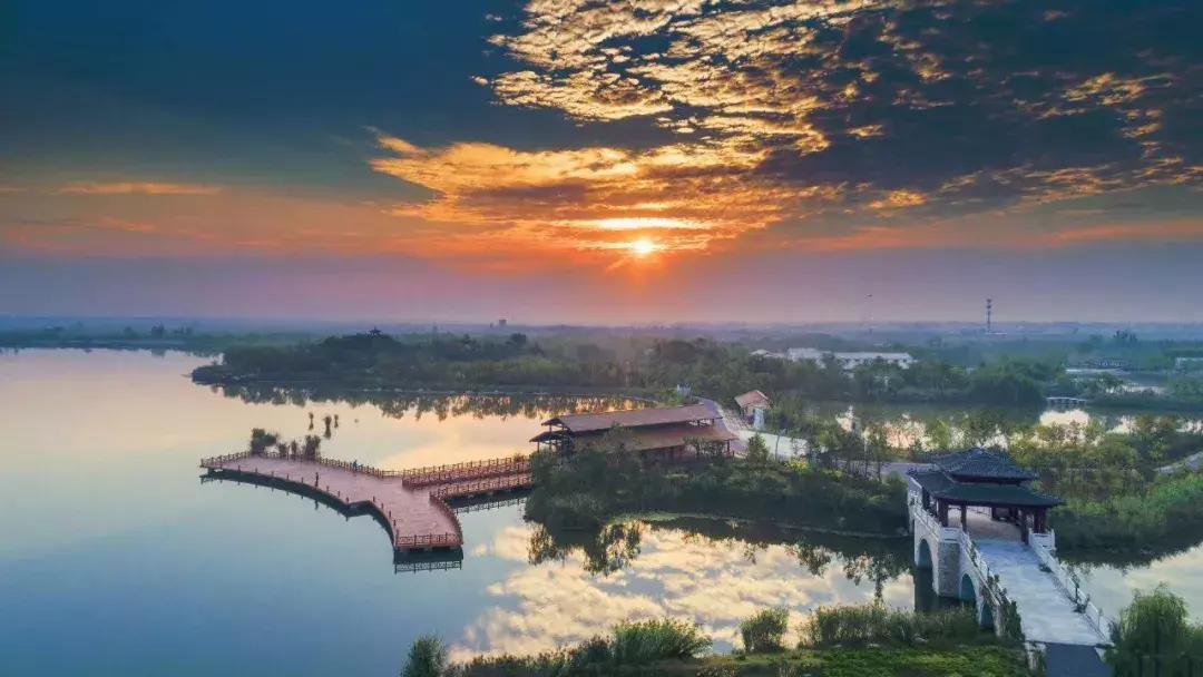 中国十大湖泊最美景点,十大风景最美的湖泊排行榜