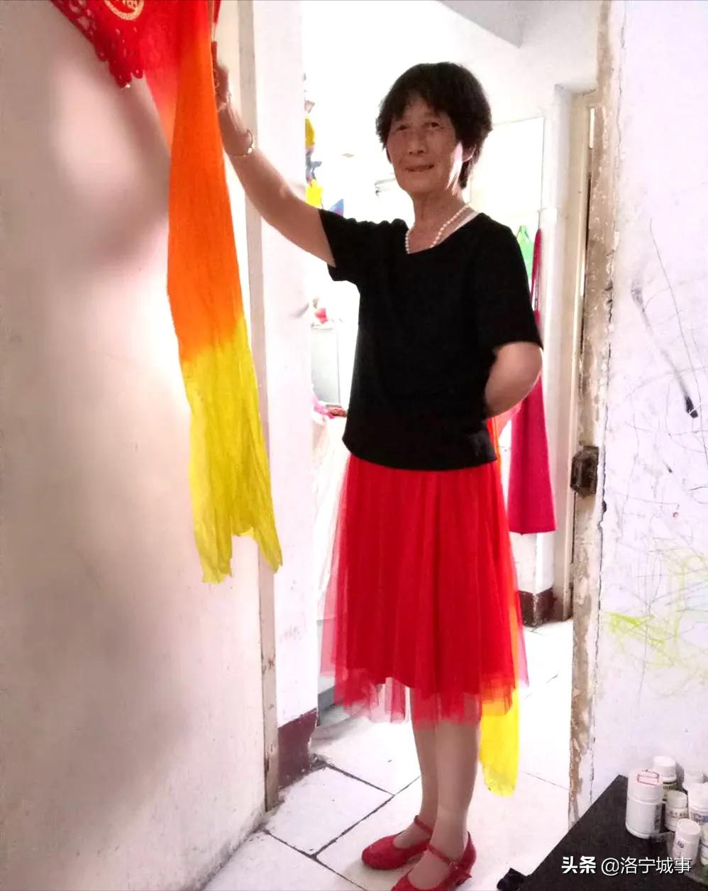 洛阳洛宁张便玲——清明游洛宁滨河公园