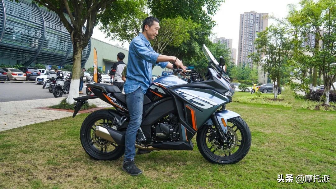 赛科龙rg3升级双光透镜,赛科龙rg3极速测试