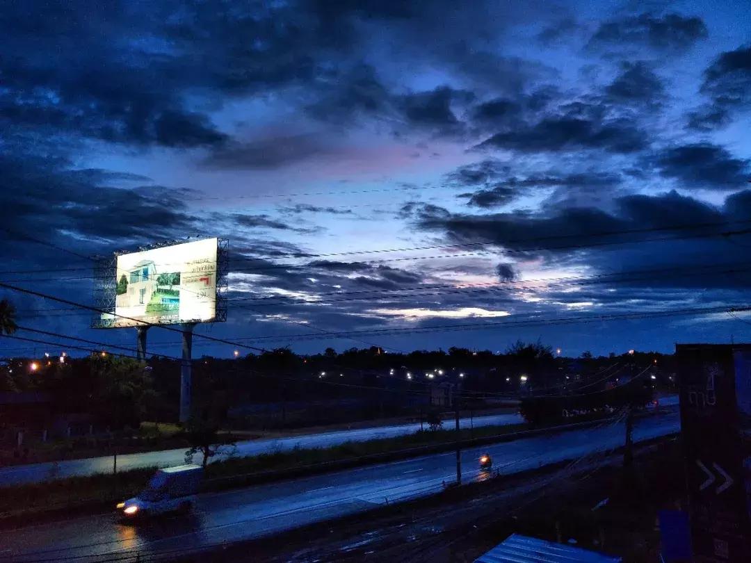 在切开与缝合之间磨合(一)|泰国校服文化脚注