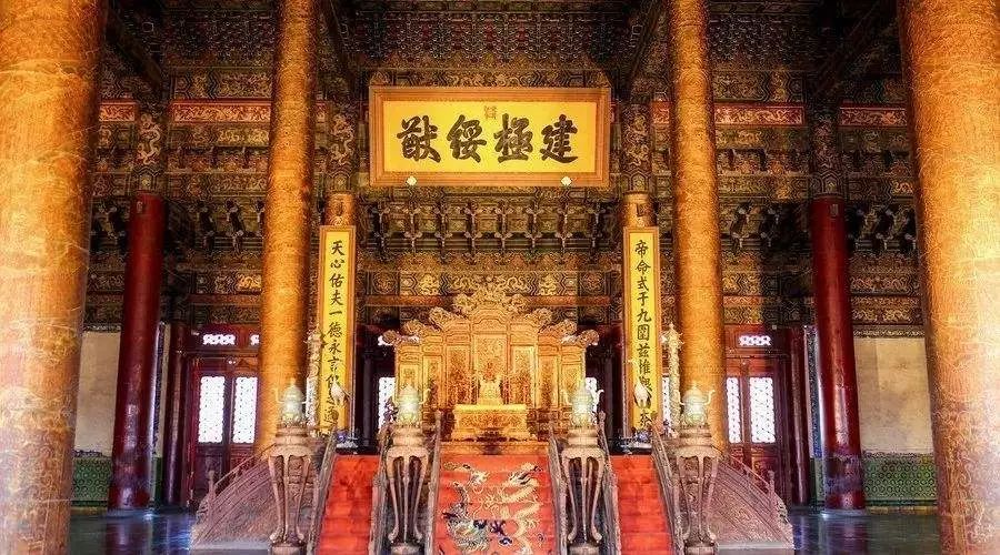 世界上现存最大最完整的木质宫殿,最豪华的宫殿是什么朝代