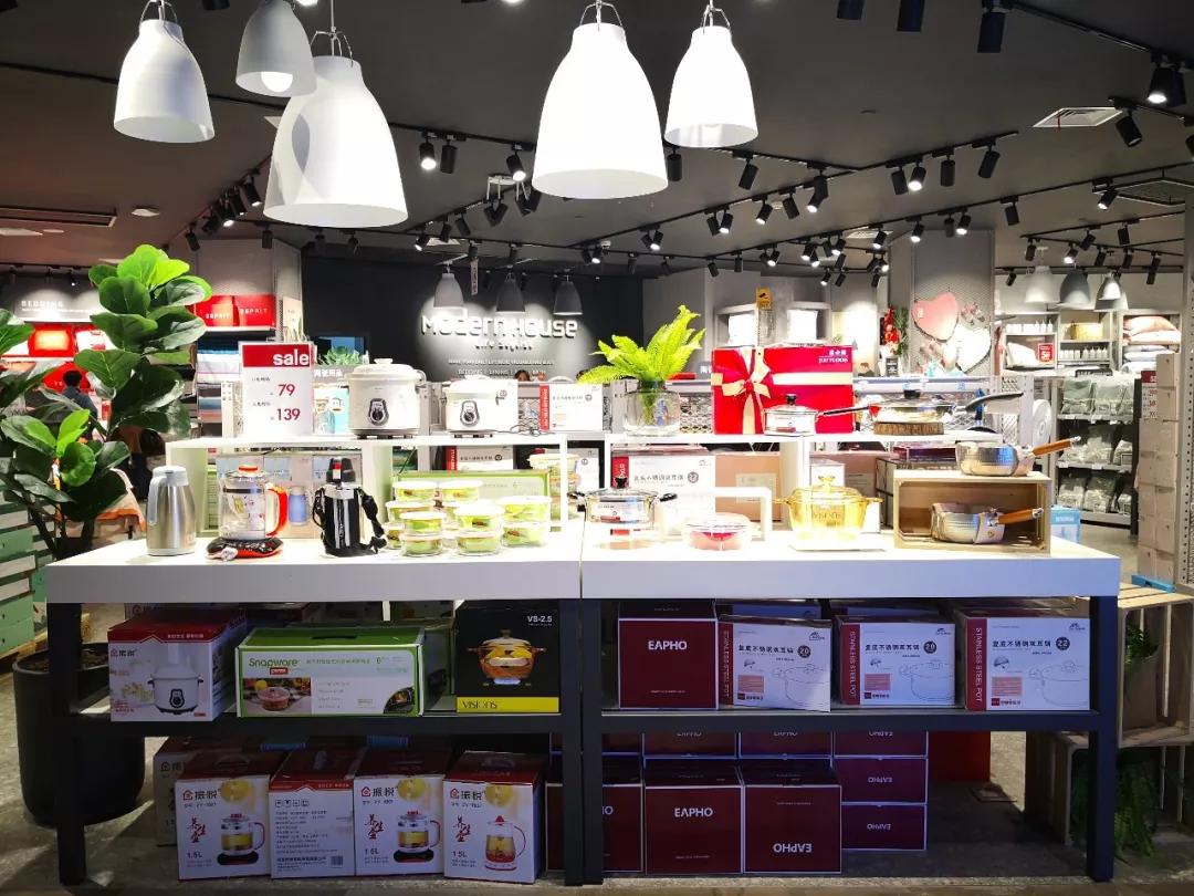 天山路街道百盛优客,天山优客百盛