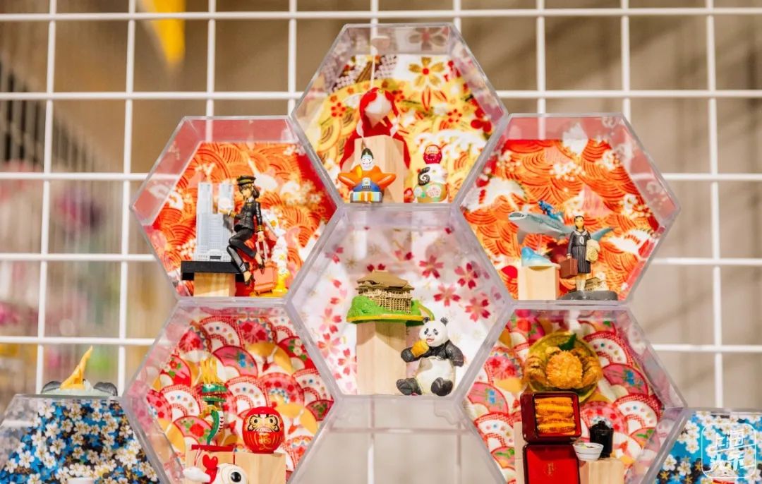 新中国第一家经营性商店,国内第一家日本杂货铺