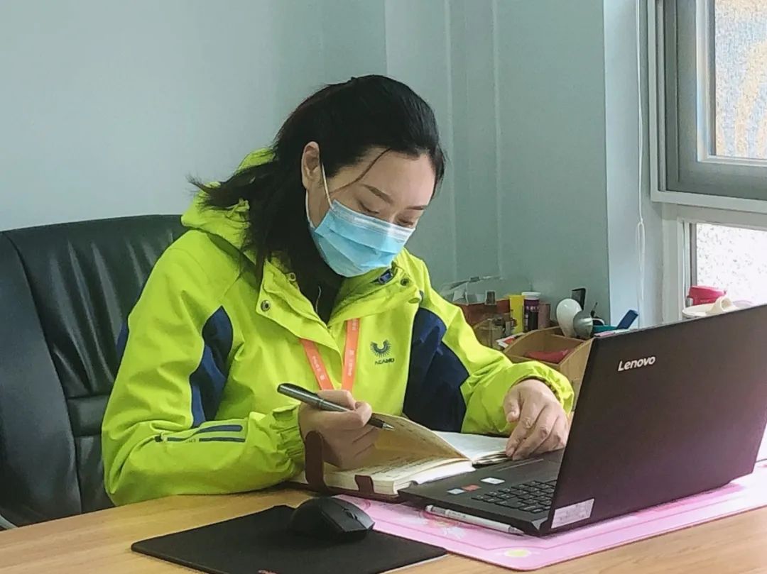 致敬地产人的短句,致敬地产工作者