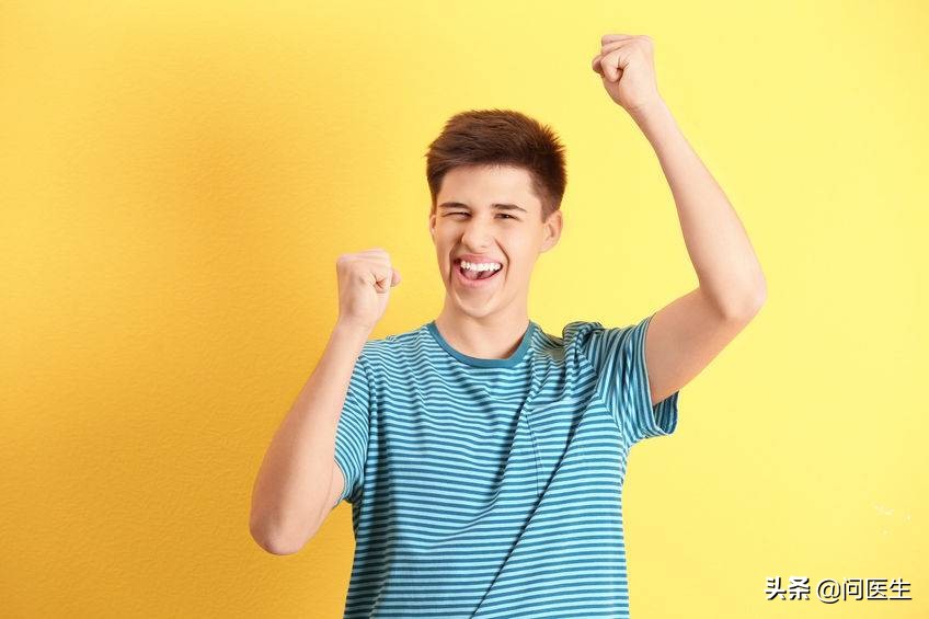 女人嘴角长胡子是病吗,女性嘴角长胡子是雄性激素过高吗