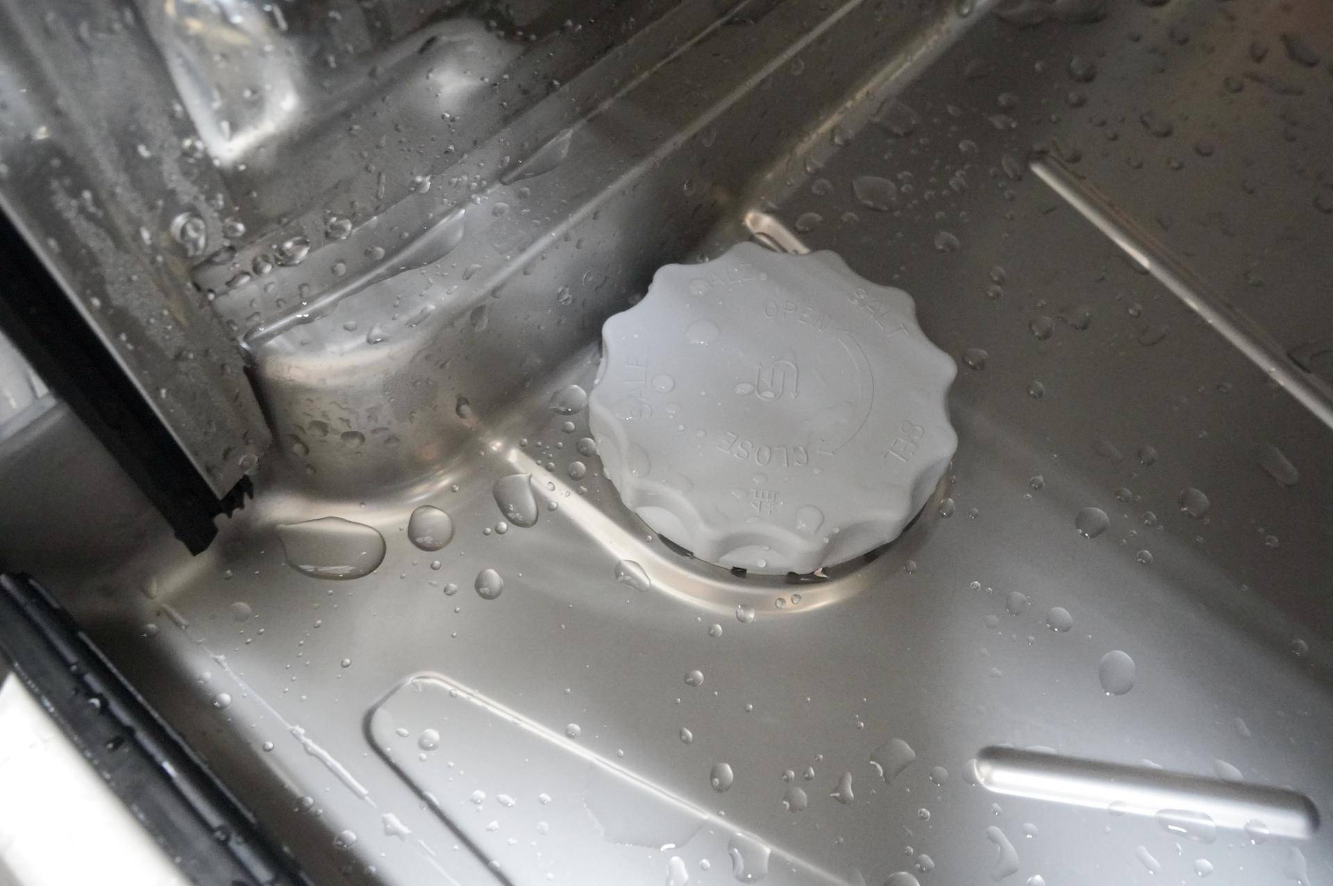 解放双手洗碗机图片,海尔eyw13028洗碗机测评