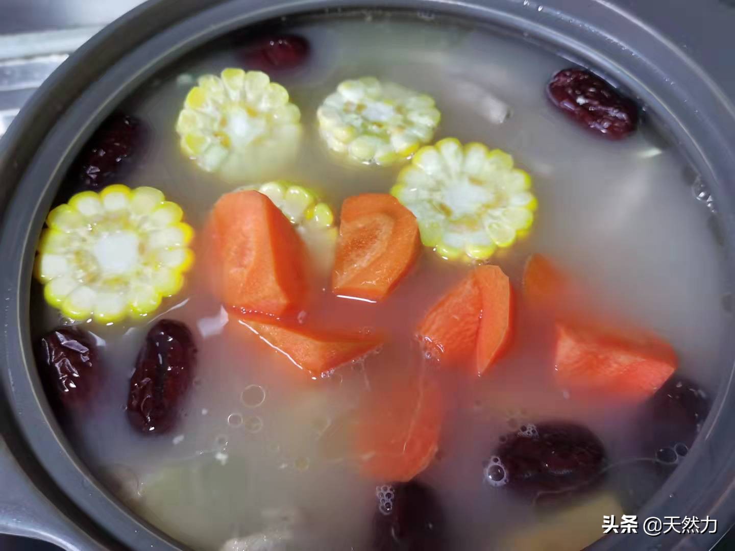 广东板栗骨头汤的做法,排骨靓汤家常煲汤大全