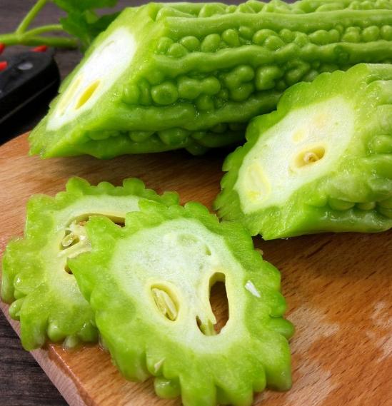 苦瓜太苦怎么去苦味,苦瓜难吃不爱吃