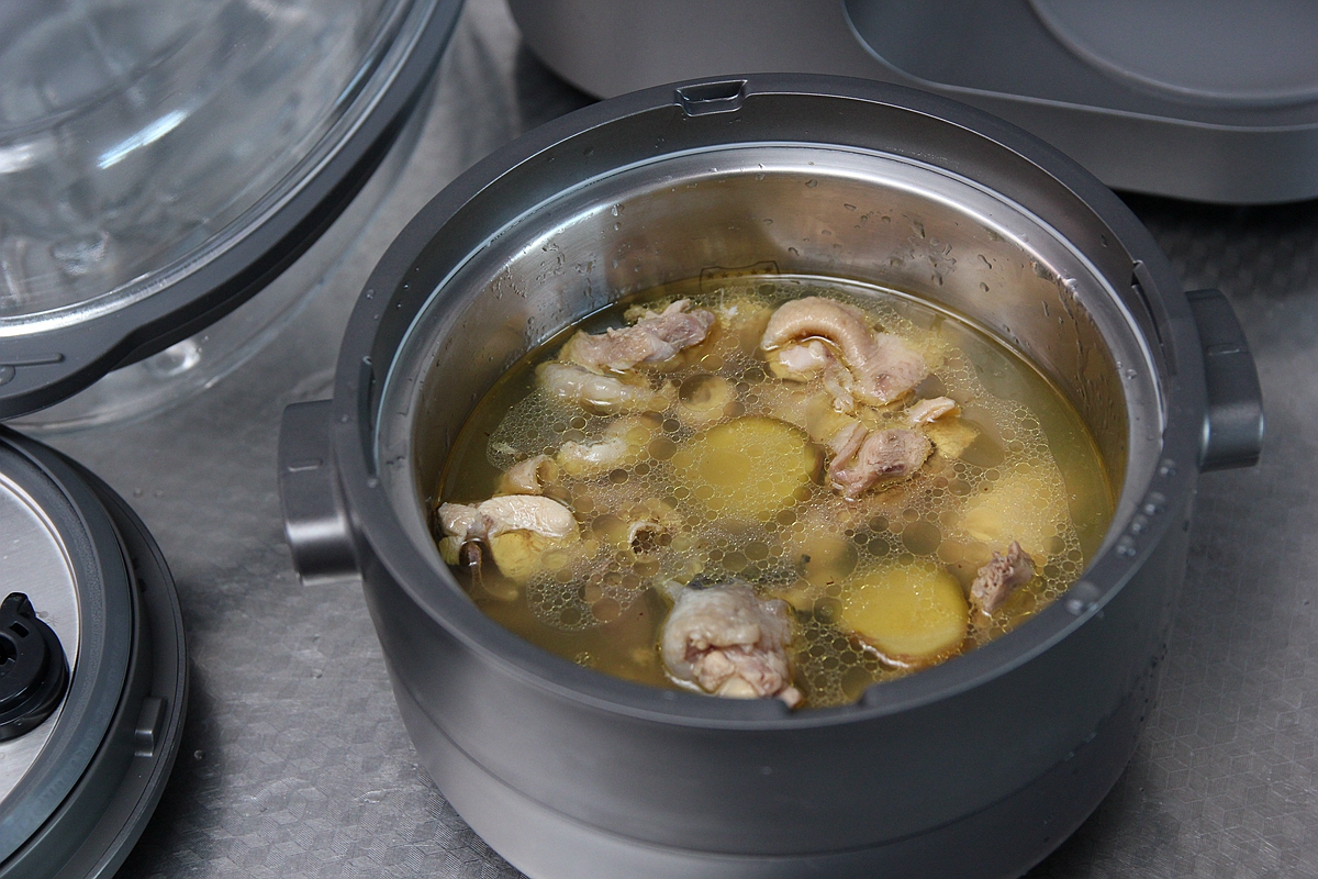 九阳电高压锅焖米饭教程,最新款九阳压力煲怎么蒸米饭