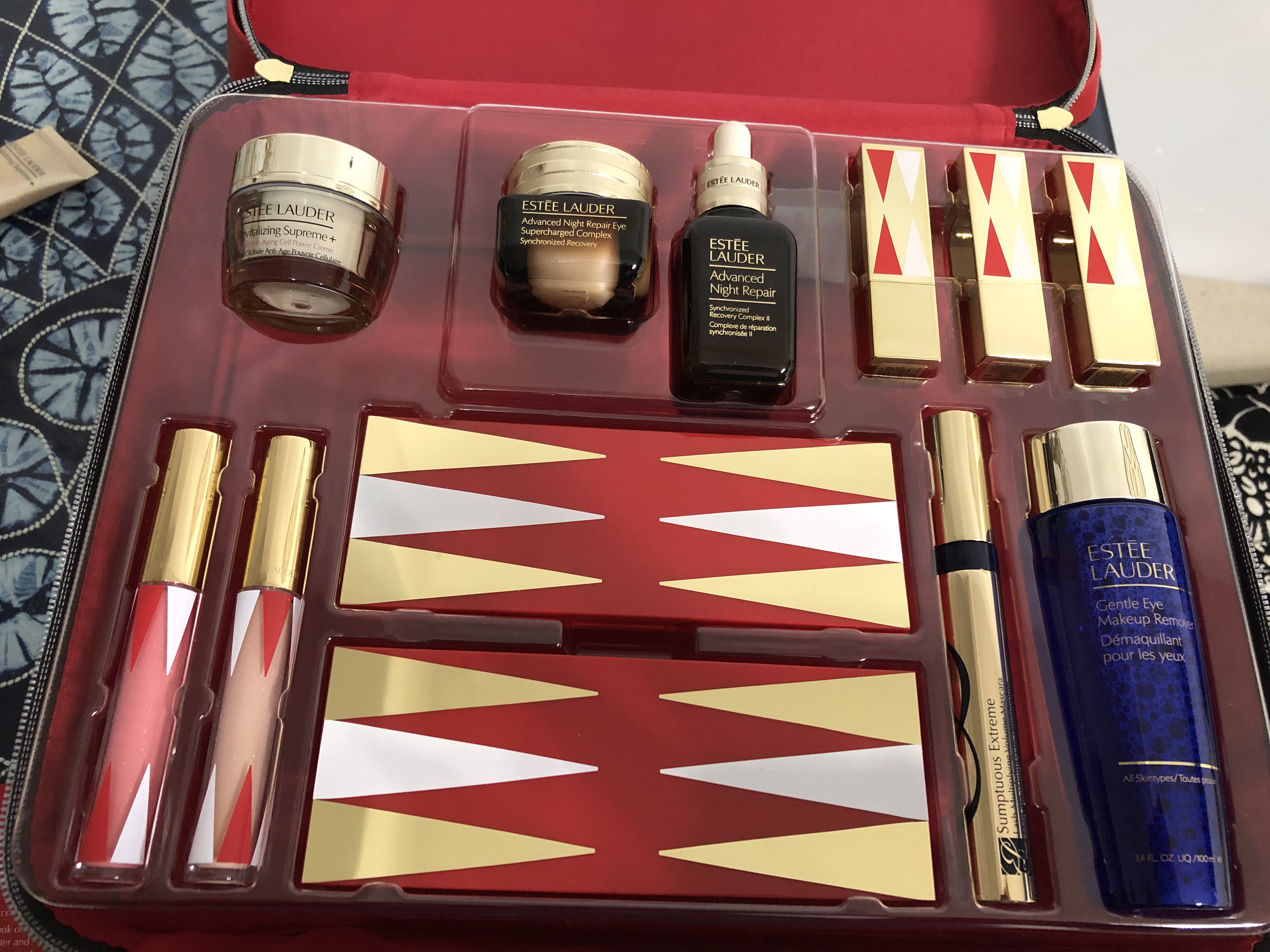 雅诗兰黛美版圣诞套盒的使用顺序,美版雅诗兰黛圣诞套装