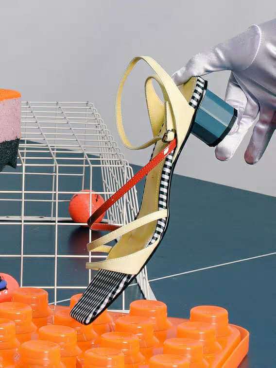 今日国潮品牌潮酷女鞋包品牌推荐，可盐可甜酥到爆帅气潮人我最型