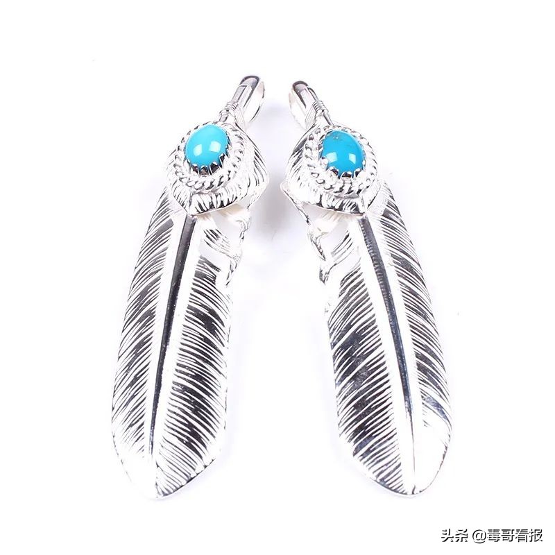 搞定这3类首饰，让你的穿搭脱颖而出