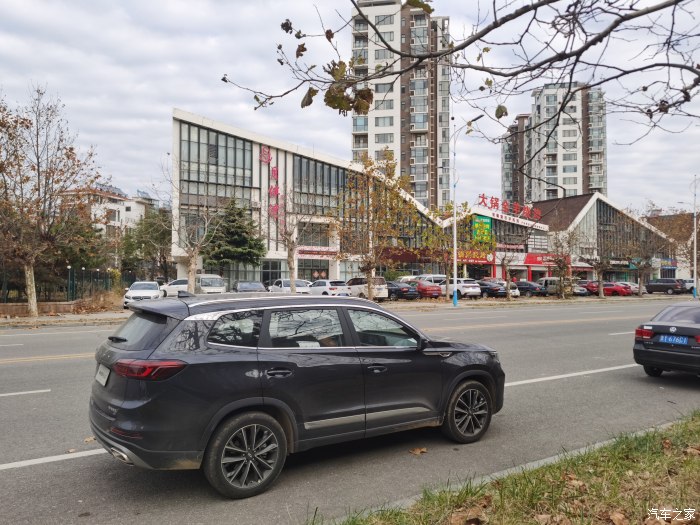 狗哥评车,瑞虎8plus冠军版底盘视频解析