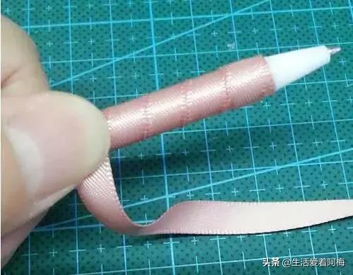 什么纸花送给老师做教师节礼物呢,教师节送给老师一束花手工礼物