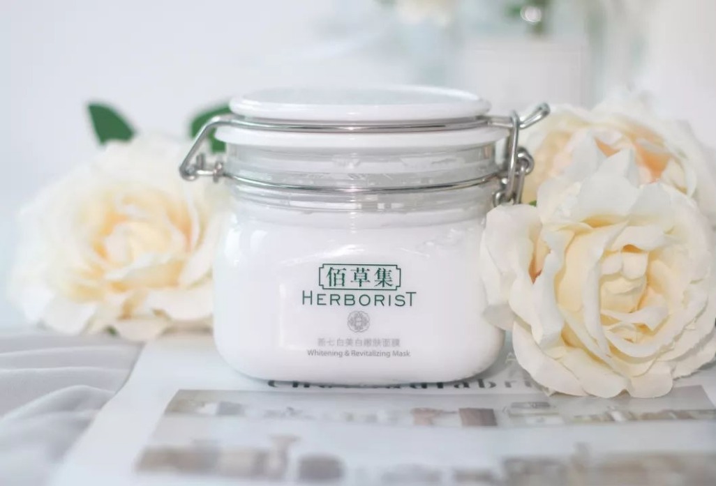 让脸光滑白嫩的家用面膜,比较好的深层清洁面膜