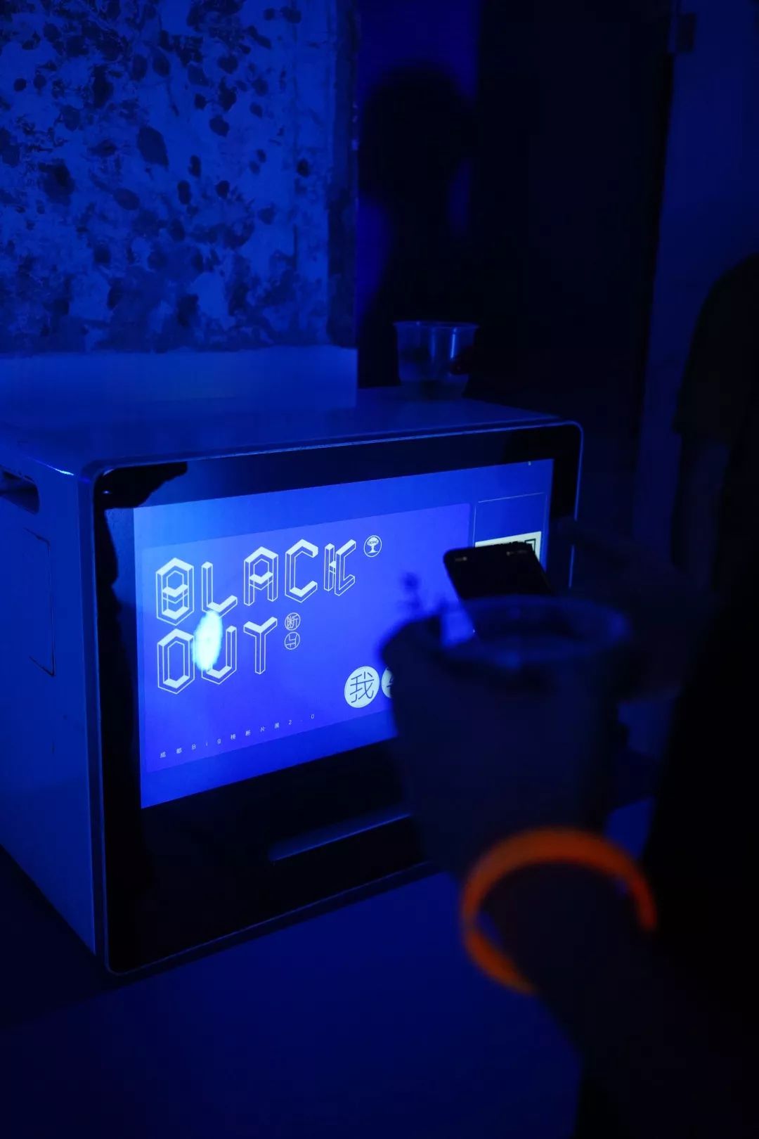 当心断缆警示标志,断片前有什么预警