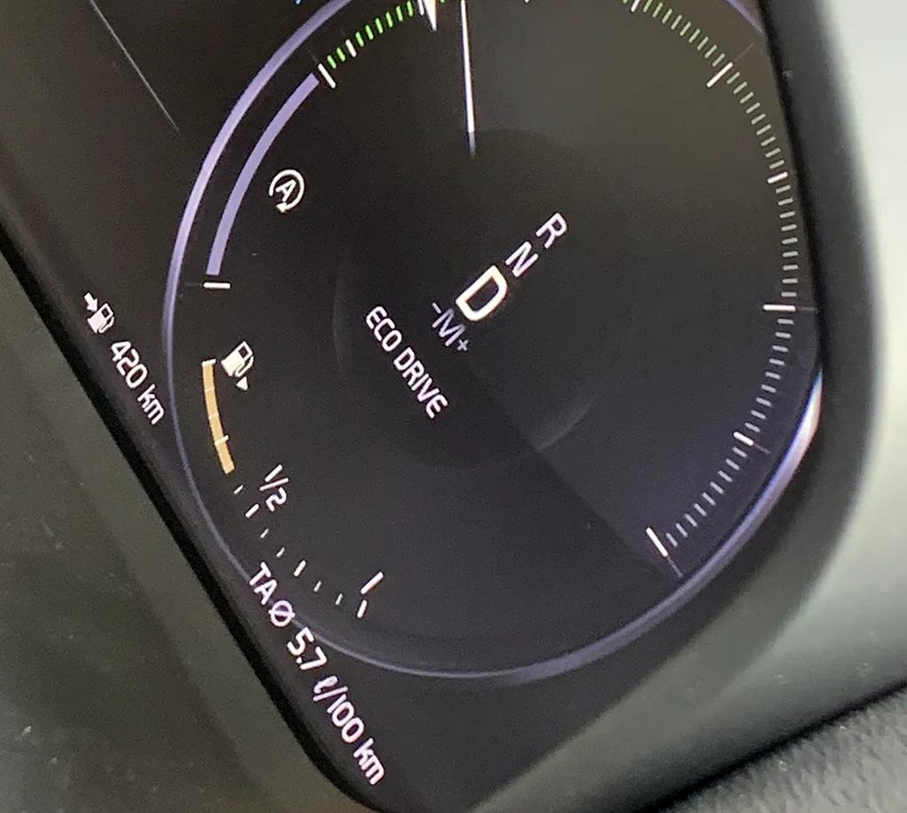 最新沃尔沃xc40试驾视频,深度试驾沃尔沃xc40最低配