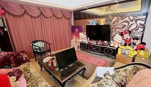 吴昕卖t恤直播回放,吴昕卖衣服被吐槽回放