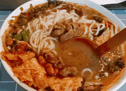 外国人购买中国螺蛳粉,螺蛳粉在国外价格