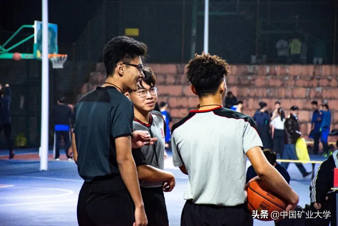 鍥戒箳姣旇禌瓒呯噧鐬棿,姣旇禌瓒呯噧鏃跺埢