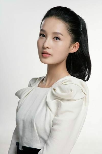 爱情犹如*粟罂**花，有时孤傲，有时绽放