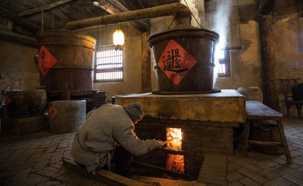 古人喝一口酒,古人喝的酒和现在酒哪个好喝