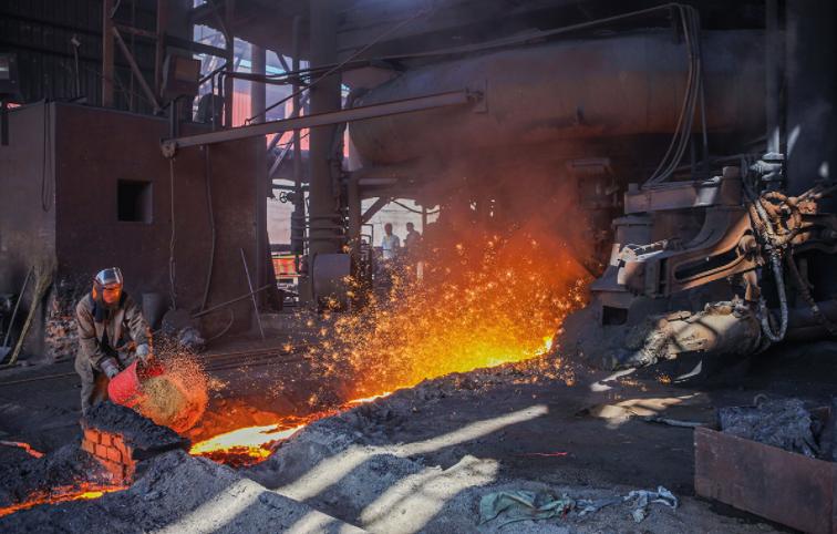 中国钢铁再次破世界纪录,中国钢铁还会好转吗