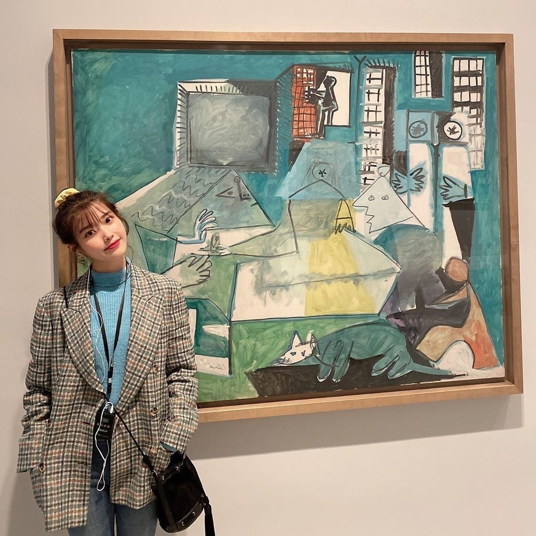 iu西班牙最新照片,iu蓝色长裙路透