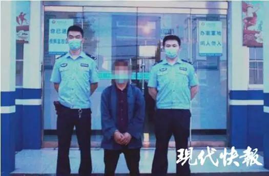 家里有白路蛇好不好,家里有条白蛇