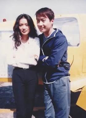 香港吴某凡的*艳猎**情史：天后港姐看不上，被不知名小助理迷乱心智