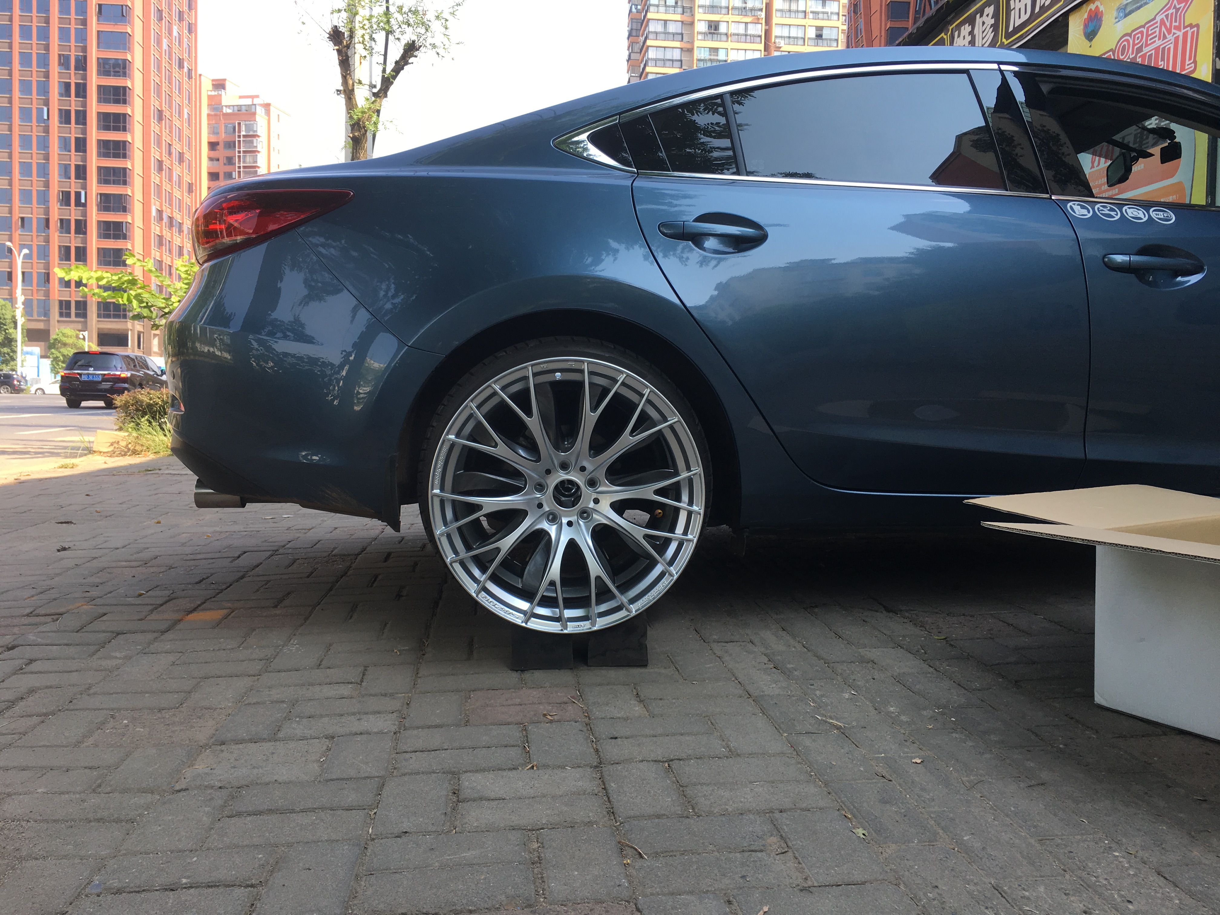 马自达阿特兹改装绞牙避震价格,2018款马自达阿特兹2.5轮毂改装