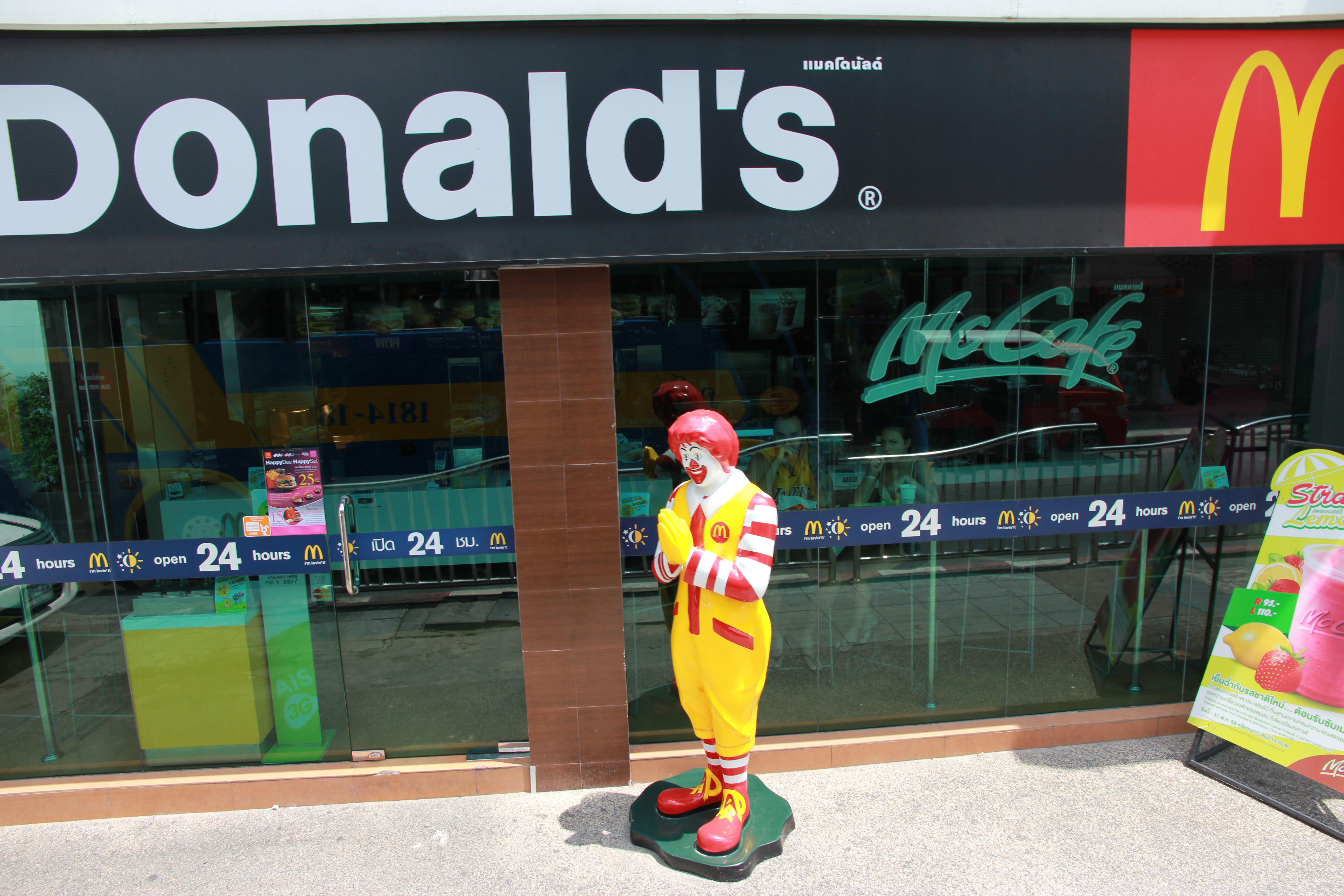 在普吉岛浮潜拍到的美妙海底世界 (普吉岛cape panwa hotel浮潜)